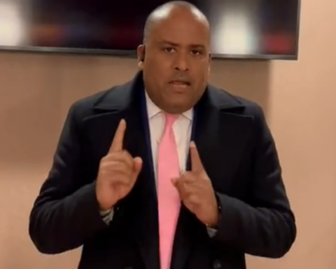 Governor of San Andrés asks the Government for help after the Viva Air case