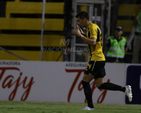 Guaraní defeats Tacuary with a crush