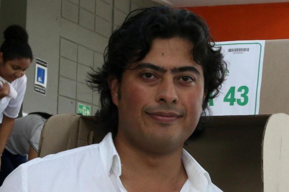 Gustavo Petro's son once again denies alleged ties to drug traffickers and being corrupt