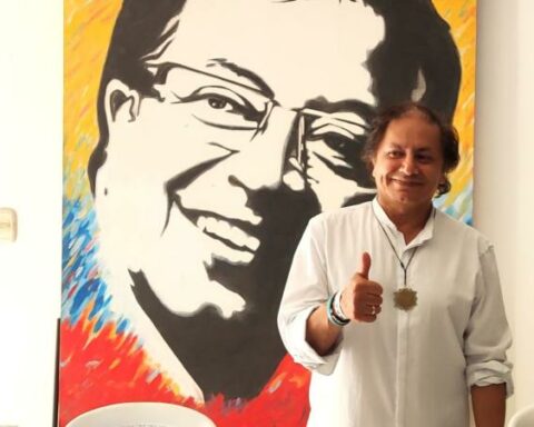 "He put his people to suffer public ridicule": Petro's brother