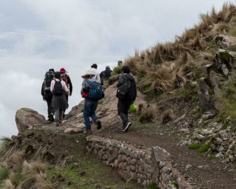 Holy Week could move S/1,800 million