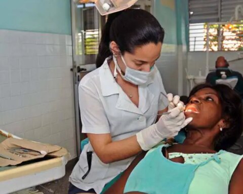 Estomatología, Gotas, Cuba