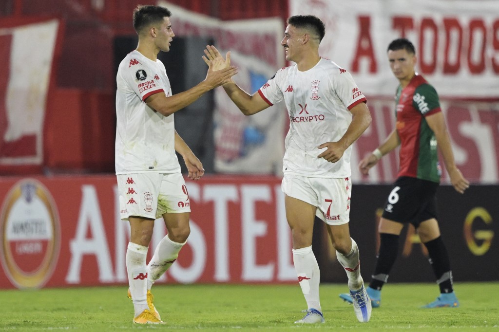 Huracán scores in the third phase of the Libertadores