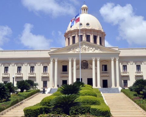 En números: los últimos 3ros. años de Abinader, Medina y Fernández