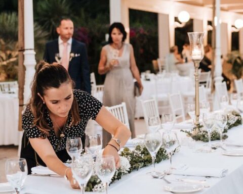 Industry of wedding and quinceanera planners is reactivated after the pandemic