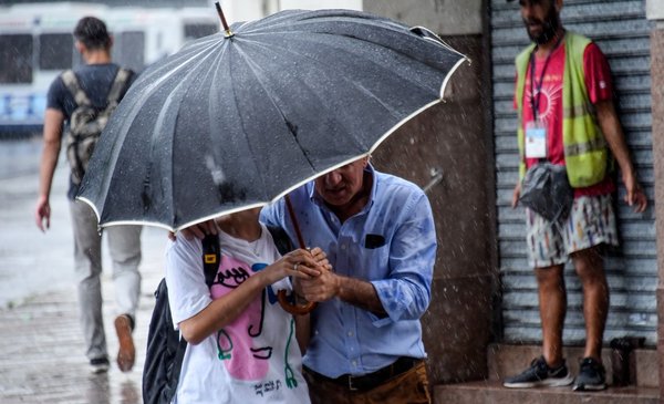 Inumet issued a yellow alert for strong storms in almost the entire country