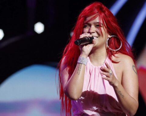 Karol G's mother sends a touching message for her daughter's success