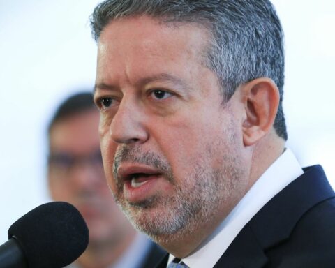 Lira tells the STF that the processing of MPs is an internal matter of Congress