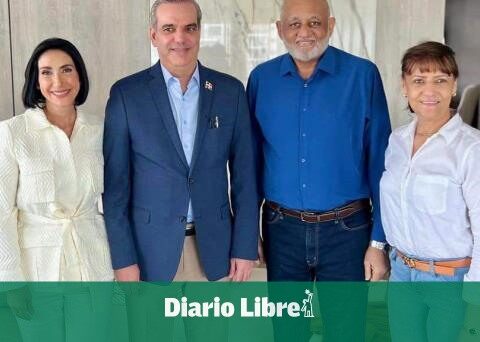 Luis Abinader visits Roberto Fulcar