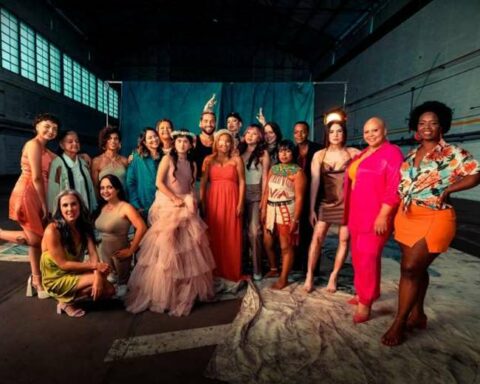 Maluma premieres La Reina, with a message addressed to women