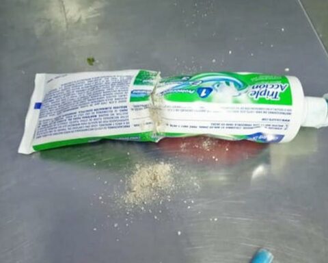Man tried to enter cocaine into a toothpaste at the Socabaya prison in Arequipa