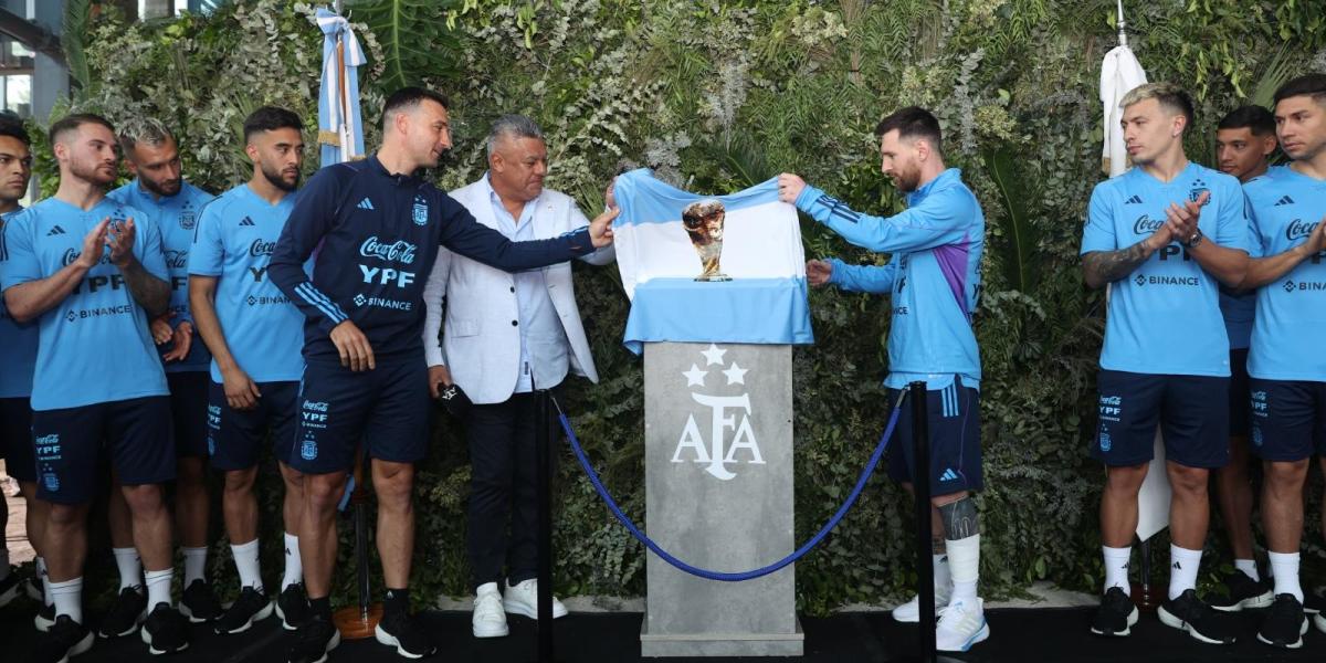 Messi is moved by the tremendous gift of Argentine football