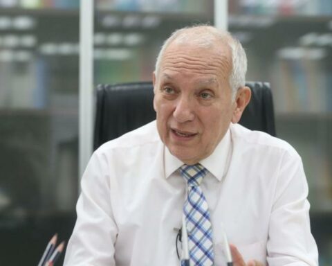 Minister of Education: "We will denounce mothers who endanger their children in marches"