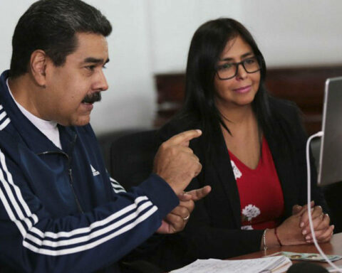 Neither Maduro nor Delcy Rodríguez attended the Ibero-American Summit: Gil represented the country