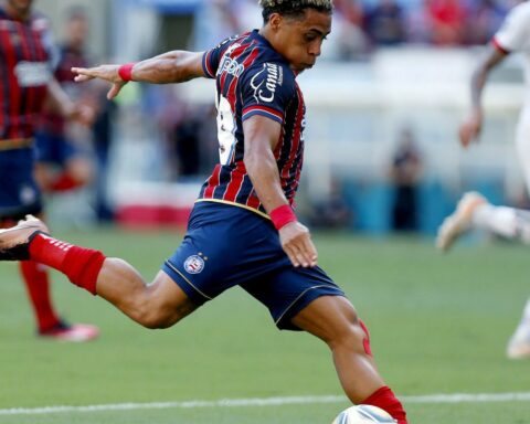 Northeast Cup: Bahia is 1-1 with Vitória and does not touch the G4