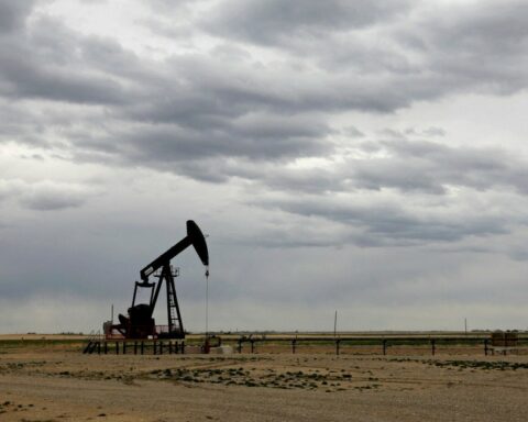 Oil prices fall to their lowest level in four months on fears of a recession