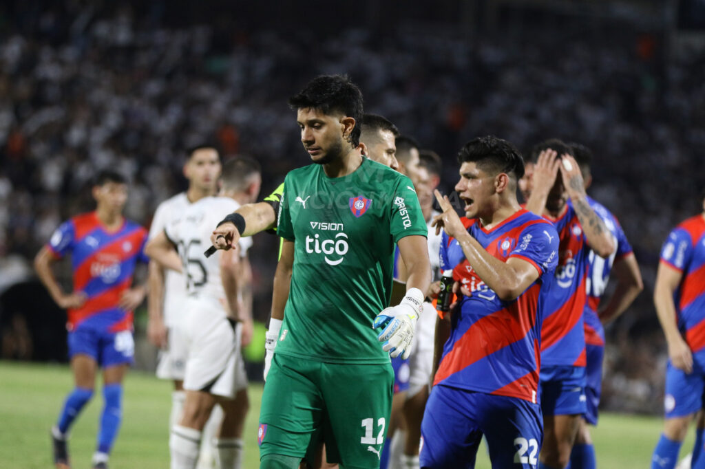 Olimpia, Cerro Porteño and Miguel Martínez: vibrant 2-2 in Para Uno