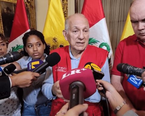 Óscar Becerra on possible censorship against him: "Why should I fear her?  I have the answers"