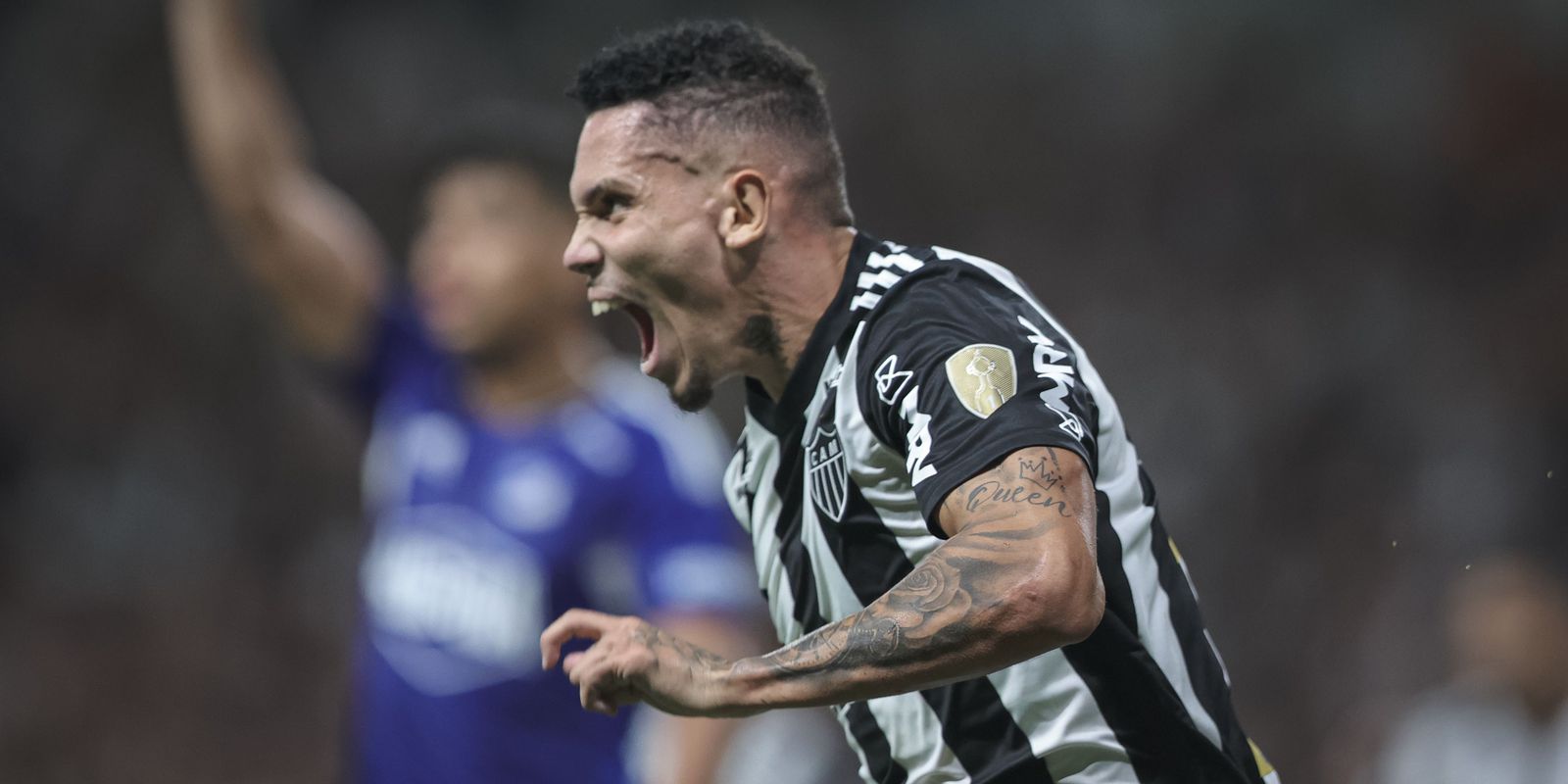 Paulinho decides and Atlético-MG reaches the group stage of Libertadores