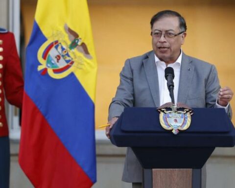 Petro says that 95% of the health reform has already been agreed