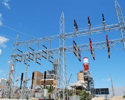 Petro suspended appointment of commissioned expert in the Creg