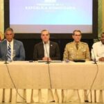 Presidente Luis Abinader se reúne con líderes políticos