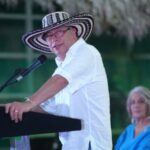 President Petro asks the financial system to lower interest rates