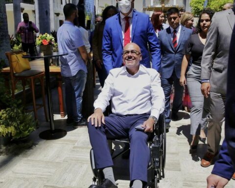 President of the AN asks for control over the sanctioned laws