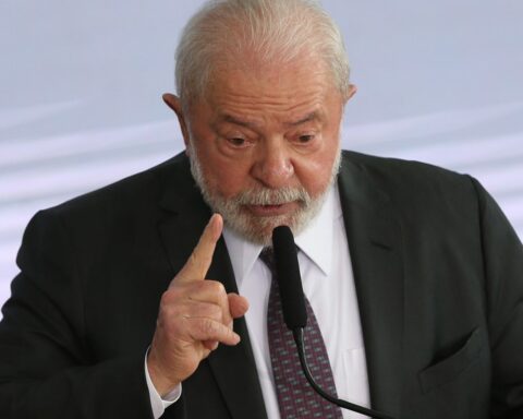 President regrets GDP result and demands investments from companies