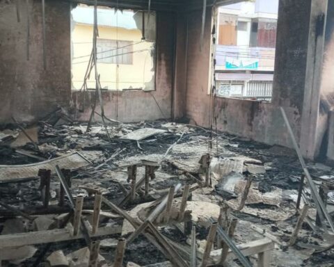 Puno: Vandals also burned the judicial headquarters of the Juli district