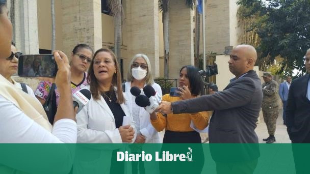 Shareholders of the Dominican Medical Center demand payment