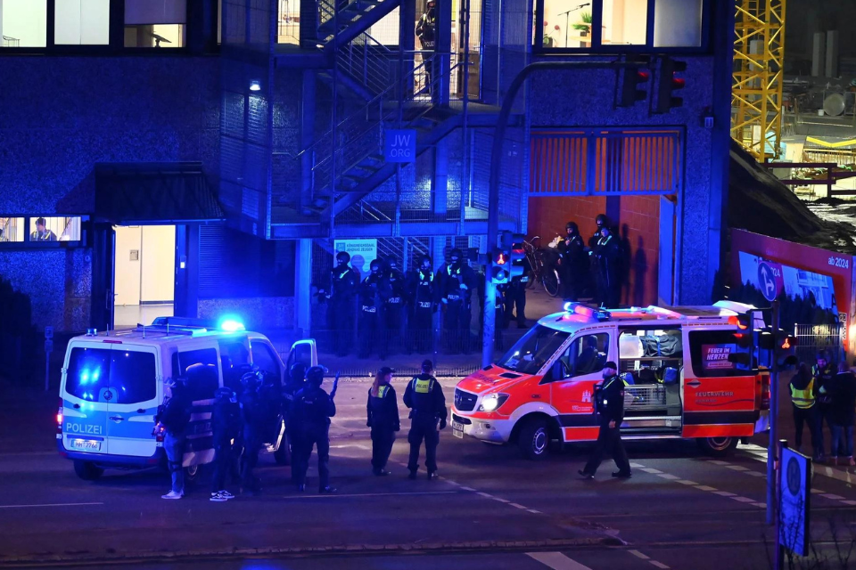 Shooting leaves eight dead at Jehovah's Witness center in Germany