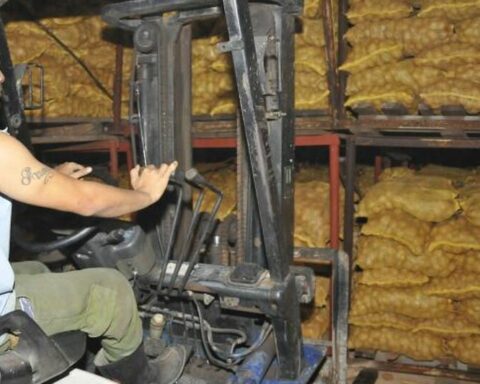 Some 200 cold rooms "invented" by Fidel Castro to preserve the potato are damaged