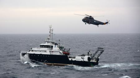 The Argentine Navy assisted an injured crew member near the South Georgia Islands