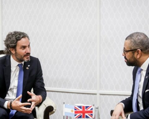 The Foreign Ministry announced that it ended a trade pact with Great Britain for the Malvinas