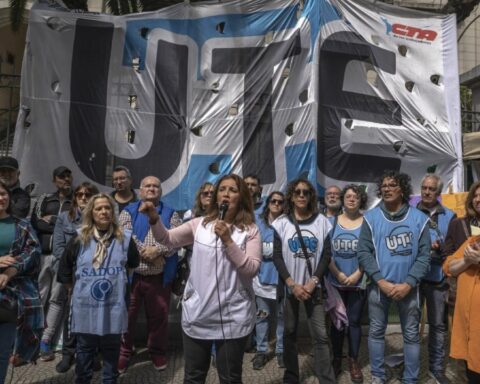 The UTE demanded investment from Larreta for schools and "dignified conditions for teaching"