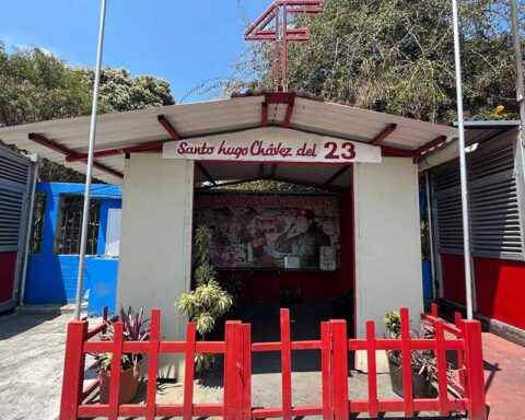 The chapel of "Santo Hugo Chavez del 23" has been running out of devotees