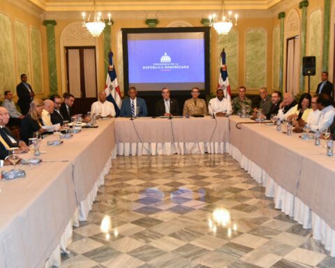 The four commissions proposed by the President in the meeting with the national political leadership