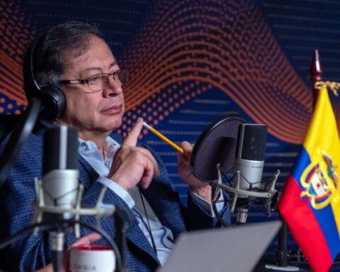 The labor reform, new proof of support for Petro in Congress