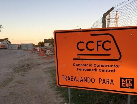 The last merchant who survives the works of the Central Railroad and the claims in Durazno about expropriation payments