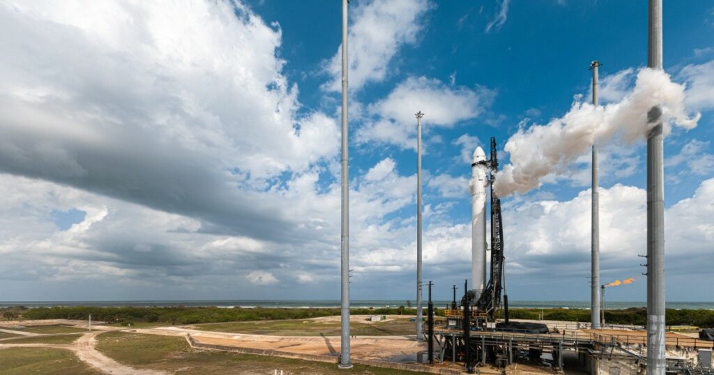 The launch of a rocket made with 3D printers is canceled at the last minute