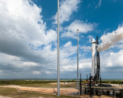 The launch of a rocket made with 3D printers is canceled at the last minute