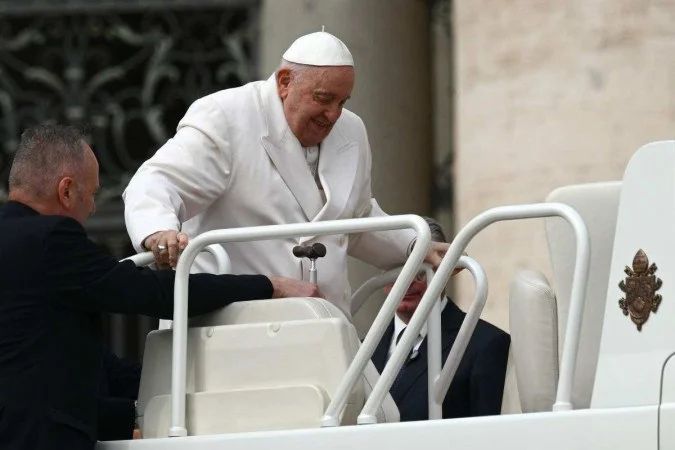 The pope, hospitalized, cancels Thursday's audiences