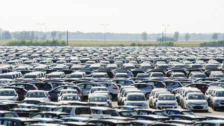 The sale of 0km cars grew by 3.5% year-on-year in February