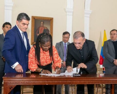 They admit lawsuit against Miniguality for its possible fiscal impact