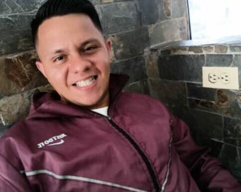 They arrested a police officer accused of abusing his stepdaughter