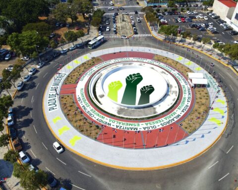 Instalan “Plaza de las Mujeres” frente al Congreso Nacional para resaltar la lucha feminista