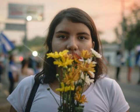 They premiere the documentary "Madelaine", a short about the Nicaraguan activist who read the list of those assassinated by Ortega in 2018