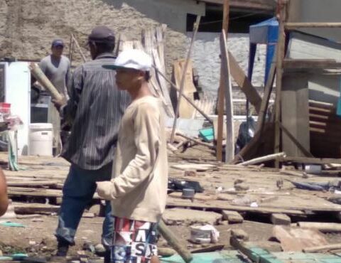 Thirteen dead and 126 injured by the magnitude 6.5 earthquake in Ecuador