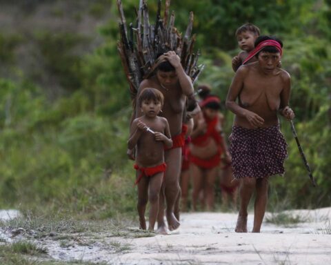 Three satellite internet antennas are installed in the Yanomami area